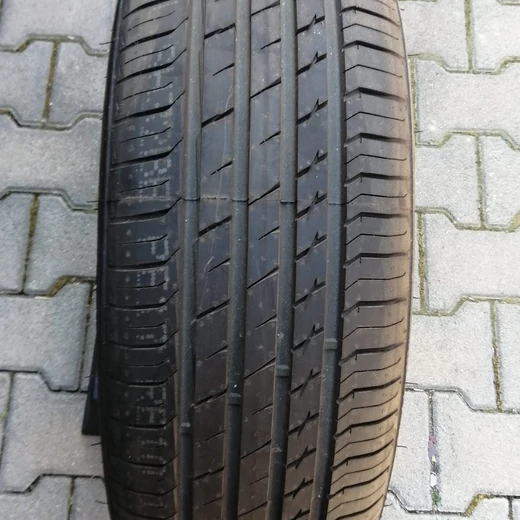 Gumi – Bridgestone – 215/60R17 – +21560R17