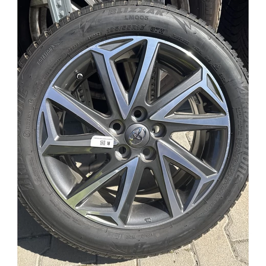 Kerék készlet – BRIDGESTONE – 195/55R16 – TMEWA0D109DY – könnyűfém – yaris