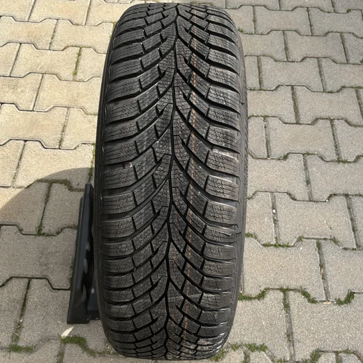 Kerék készlet – Continental – 205/55R16 – TMEWS02003AY – lemez – Corolla