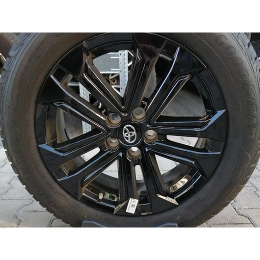 Kerék készlet – Goodyear – 225/60R18 – TMEWA42083XY – könnyűfém – RAV4